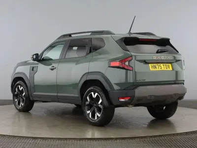 Used Dacia Duster Extreme 131 HP (96 kW) 2025 Green SUV