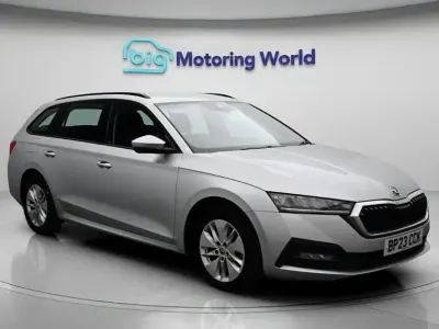 Used Skoda Octavia SE Technology 116 HP (85 kW) 2023 Silver Estate