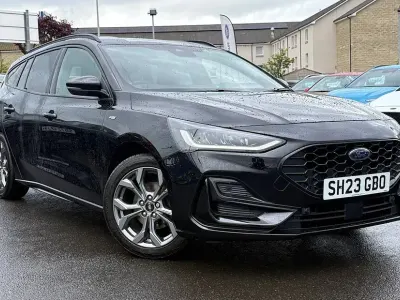 Used Ford Focus ST-Line 125 HP (91 kW) 2023 Black Estate