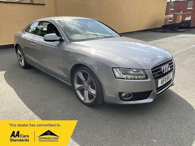 Begagnad Audi A5 Business 180 HK (132 kW) 2011 Grå Sportkupé