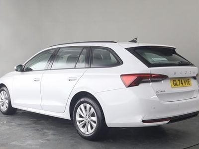 Used Skoda Octavia SE Technology 116 HP (85 kW) 2024 White Estate