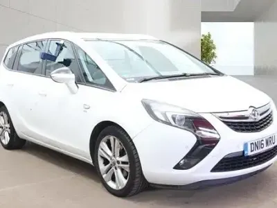 Second-hand Vauxhall Zafira SRi 140 CP (102 kW) 2016 Alb Monovolum