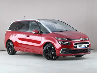 Used Citroën Grand C4 Picasso Flair 130 HP (95 kW) 2019 Red MPV