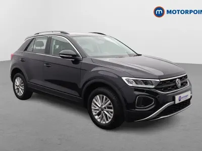 Used VW T-Roc Life 110 HP (80 kW) 2023 Black SUV