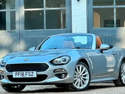 Used Fiat 124 Spider Lusso 140 HP (102 kW) 2017 Silver Cabriolet
