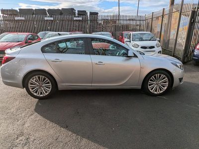 Used Vauxhall Insignia Design Edition 2016 Silver Hatchback