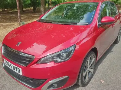 Used Peugeot 308 Allure 128 HP (94 kW) 2015 Hatchback