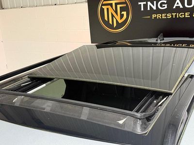 Used Land Rover Discovery 5 HSE Luxury 240 HP (176 kW) 2018 Silver SUV