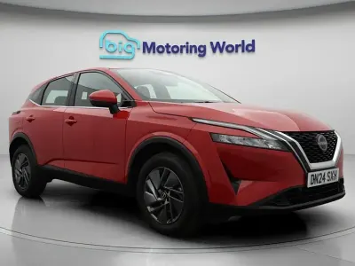 Used Nissan Qashqai Acenta Premium 140 HP (102 kW) 2024 Red SUV