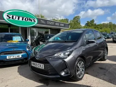 Second-hand Toyota Yaris Hybrid 100 CP (73 kW) 2020