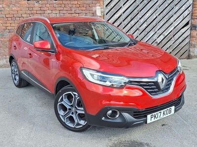 Red Used 2017 Renault Kadjar Dynamique SUV | £7,698 (Fair price)