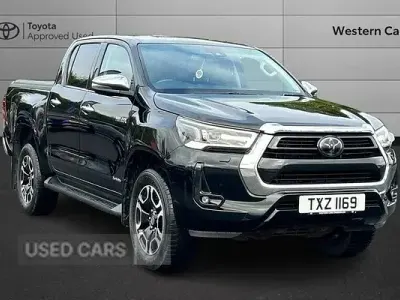 Używany Toyota HiLux 201 KM (147 kW) 2023 Czarny Pickup