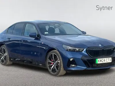 Begagnad BMW i5 M Sport 246 kW (335 HK) 2024 Blå