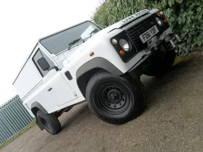 Usado Land Rover Defender 122 CV (89 kW) 2012 Blanco SUV