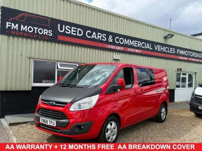 Used Ford Transit Custom Limited 130 HP (95 kW) 2016 Red Van