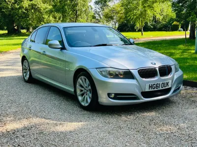 Used BMW 320 Exclusive 2011 Silver Sedan