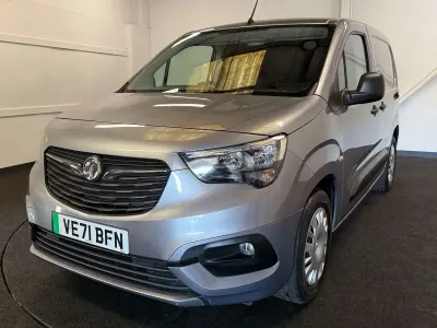 Used Vauxhall Combo Sportive 50 kW (68 HP) 2021 Grey MPV