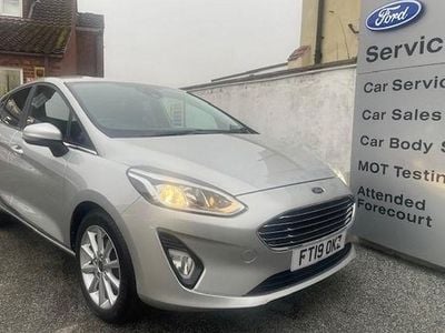 Moondust silver Used 2019 Ford Fiesta Titanium Hatchback | £9,575 (Good price)