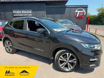 Used Nissan Qashqai N-Connecta 113 HP (83 kW) 2018 Black SUV