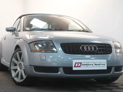 Used Audi TT Roadster 225 HP (165 kW) 2003 Silver Cabriolet