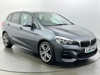 Usado BMW 220 M Sport 2019 Cinzento Citadino