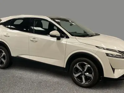Used Nissan Qashqai N-Connecta 140 HP (102 kW) 2023 White SUV