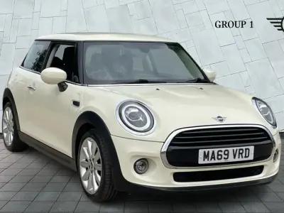 Used Mini Cooper Classic 134 HP (98 kW) 2019 Pepper white Hatchback