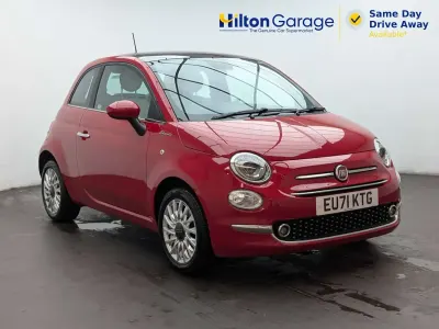Used Fiat 500 Dolcevita 70 HP (51 kW) 2021 Red Hatchback