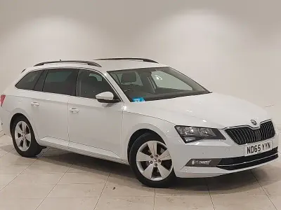 Used Skoda Superb Business Line 120 HP (88 kW) 2016 White Estate