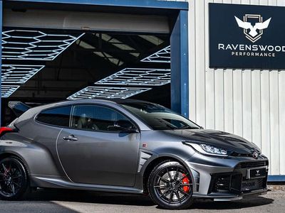 Ny Toyota Yaris Aero 2026 Grå Halvkombi