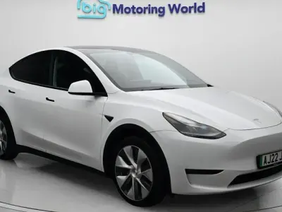 Used Tesla Model Y Long Range AWD 378 kW (514 HP) 2022 White SUV
