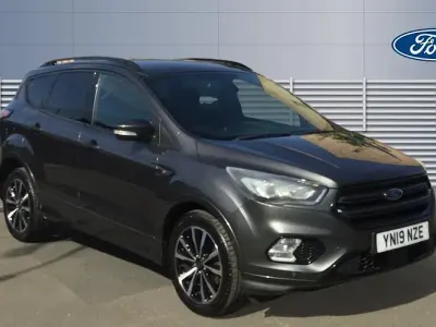 Używany Ford Kuga ST-Line 150 KM (110 kW) 2019 Szary SUV