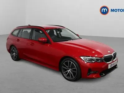 Used BMW 320 Sport Line 184 HP (135 kW) 2021 Red Estate