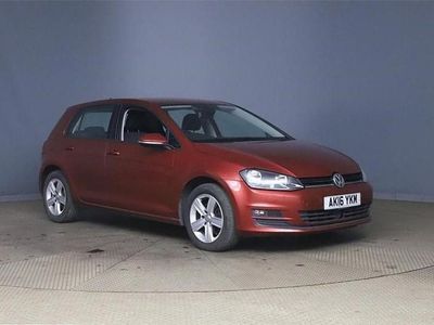 Used VW Golf VII Edition 125 HP (91 kW) 2016 Red Hatchback