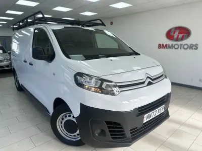 Begagnad Citroën Dispatch 2022 Vit Minibuss