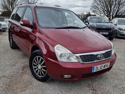 Used Kia Sedona 2010 Red MPV