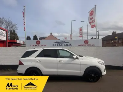Usado Mercedes GLE250 2016 Branco Carrinha