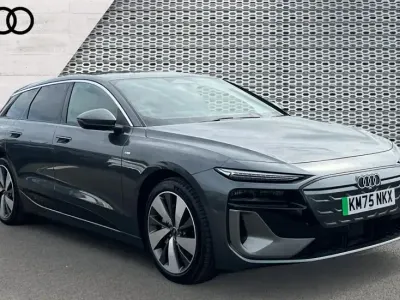 Nowe Audi A6 e-tron S-Line 269 kW (367 KM) 2025 Szary Kombi