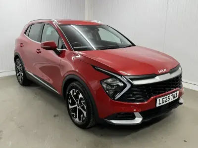 Begagnad Kia Sportage 180 HK (132 kW) 2025 Röd SUV