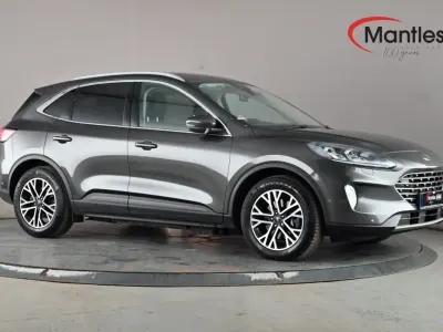 Używany Ford Kuga Titanium 225 KM (165 kW) 2020 Szary SUV