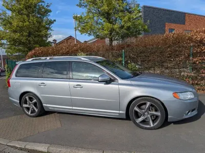 Używany Volvo V70 R-Design 2012 Srebrny Kombi