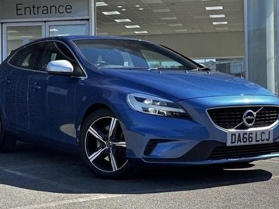 Used Volvo V60 Business Edition 120 HP (88 kW) 2016 Blue Estate