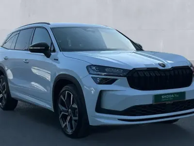 Used Skoda Kodiaq SportLine 150 HP (110 kW) 2025 Moon white metallic SUV