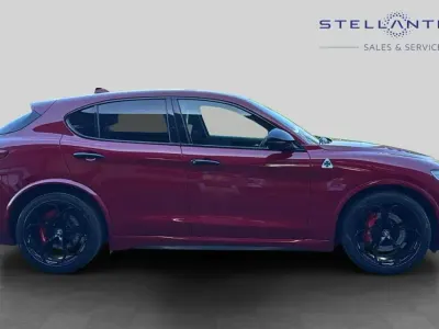 Begagnad Alfa Romeo Stelvio Quadrifoglio 503 HK (369 kW) 2019 Röd SUV