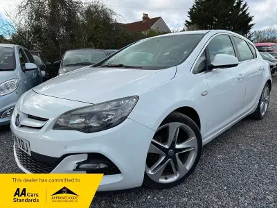 Usado Vauxhall Astra Edition 2014 Blanco Utilitario