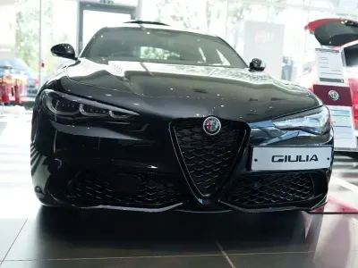 New Alfa Romeo Giulia Saloon 2026 Black Sedan