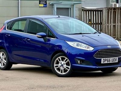 Usado Ford Fiesta Zetec 2016 Azul Citadino