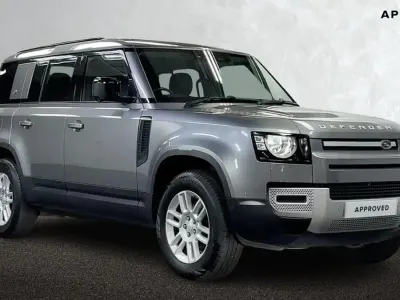 Używany Land Rover Defender S 250 KM (183 kW) 2022 Szary SUV