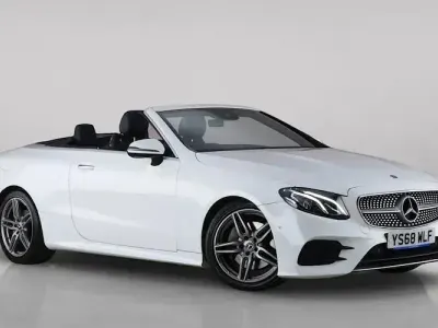 Used Mercedes E220 AMG Line Premium 194 HP (142 kW) 2018 White Cabriolet