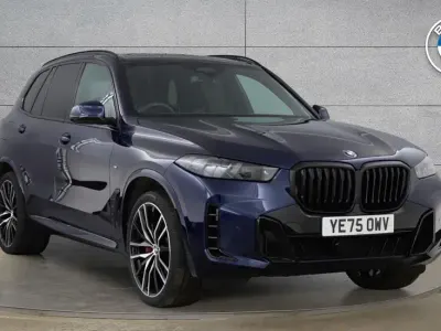 Begagnad BMW X5 M Sport 294 HK (216 kW) 2025 Blå SUV